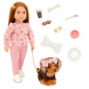 Our Generation dukke med hund, Claudia - 46 cm